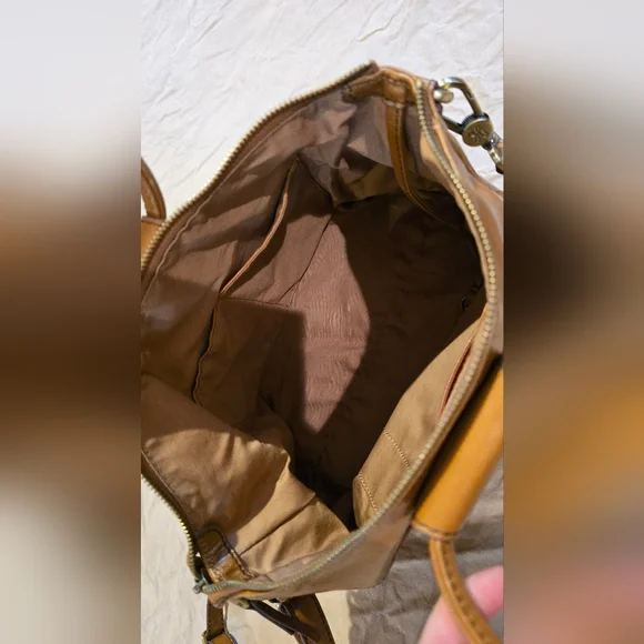 HOBO Brown Leather Shoulder Bag Shelia Medium - Picture 3 of 14